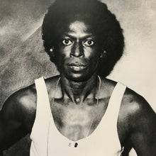 Load image into Gallery viewer, Miles Davis - On The Corner